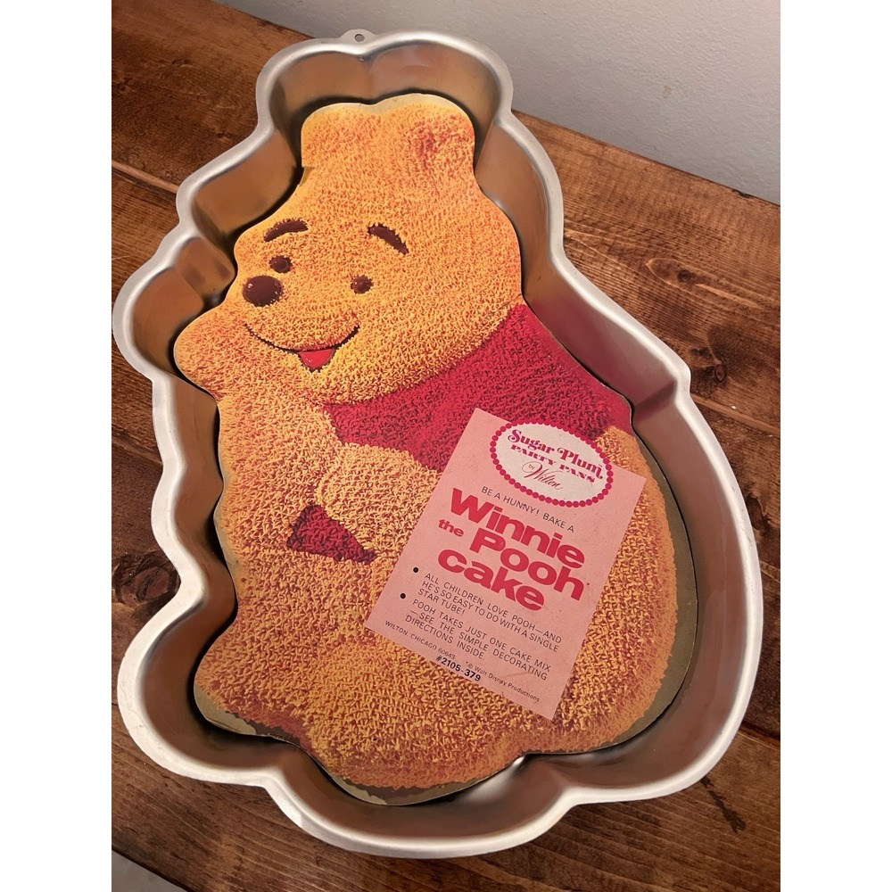 Vintage Disney's Winnie The Pooh Wilton Cake Pan 515-401 W/ inserts